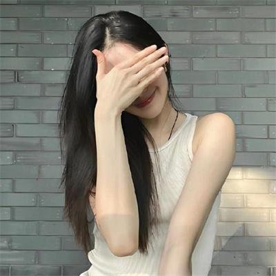 走夜路的男人